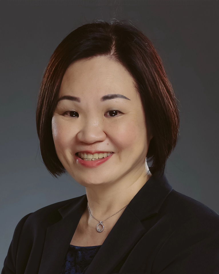 Associate Professor Dr. Usa Chaikledkaew